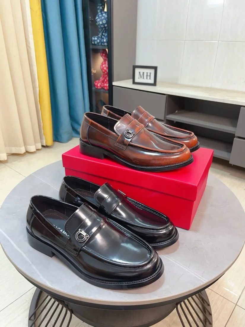 Men's shoes 💰560🌸🌸Water dyed cowhide 🆘[Salvatore Ferragamo] Ferragamo's latest casual business leather shoes for men! Available at counters simultaneously! The fabric is made of specially imported original suede calfskin, and the interior is made of imported water-dyed cowhide. It is absolutely luxurious and leads the fashion trend. Matching code: 38-44 45 customized